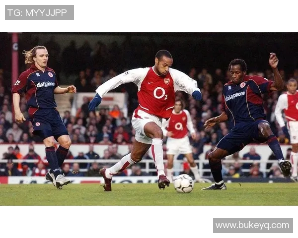 英国足球明星精彩瞬间高清回顾让我们一起重温经典时刻与辉煌成就